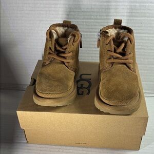 UGG Kids Tan Suede Boots USED (original box)